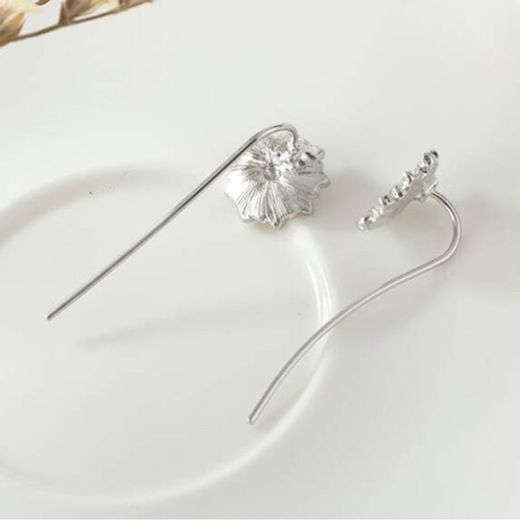 Sunflower Threader Earrings Silver Plated - Picture 4 of 7